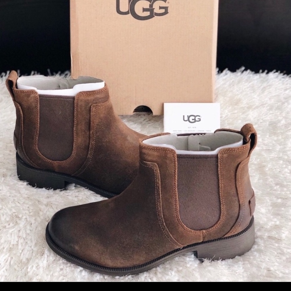 UGG Bonham Chelsea Pull On Bootie New